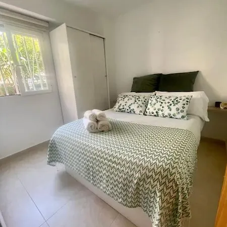 Inmejorable Ubicacion,70m Playa 70m Pueblo Apartman *